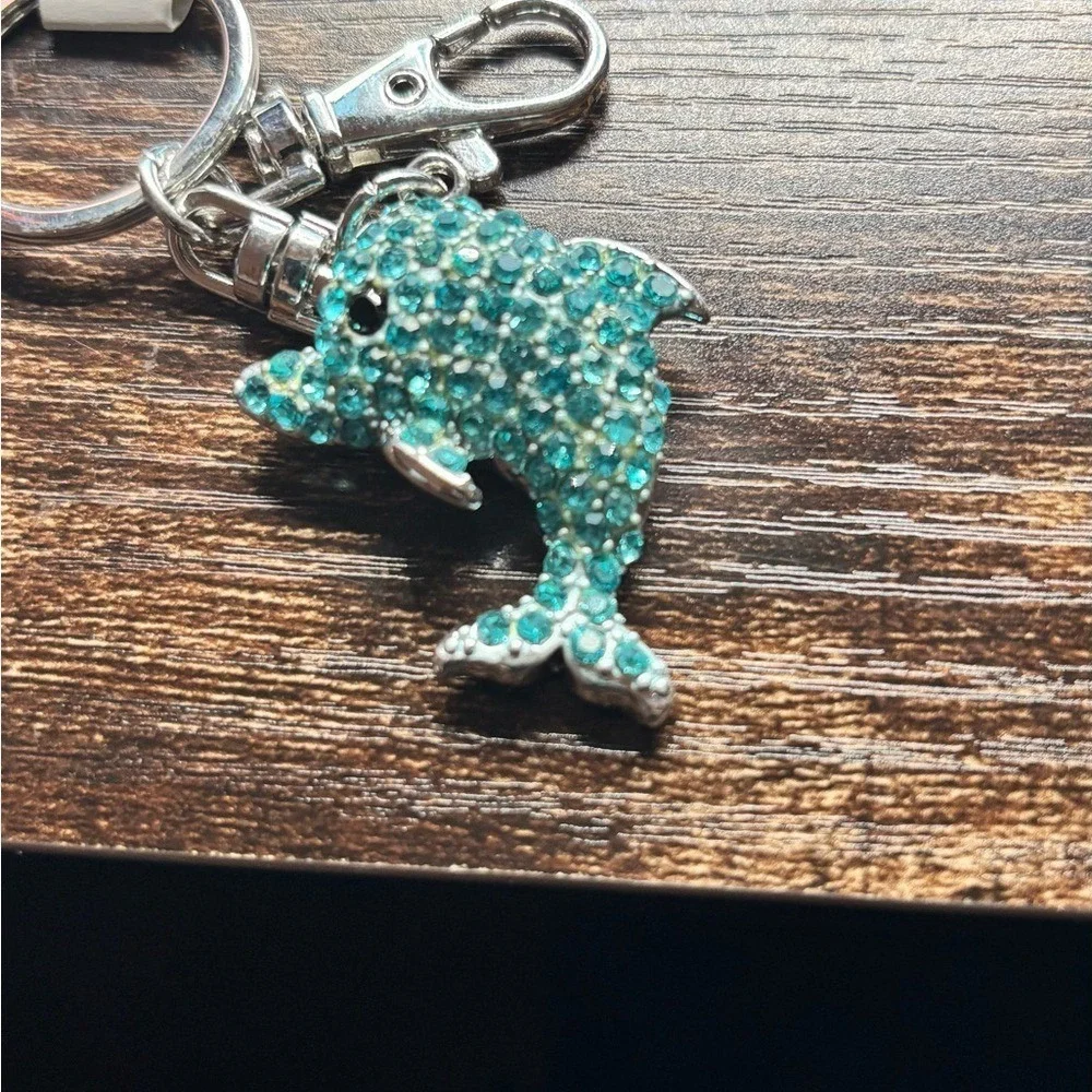 Fashion Jewelry sparkling dolphin